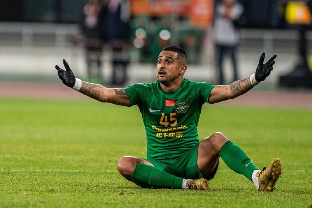 包含北京首钢训练开放日;今晨复出首秀引欢呼;亚冠在即;球探报告显示潜力的词条 包含北京首钢训练开放日;今晨复出首秀引欢呼;亚冠在即;球探报告显示潜力的词条