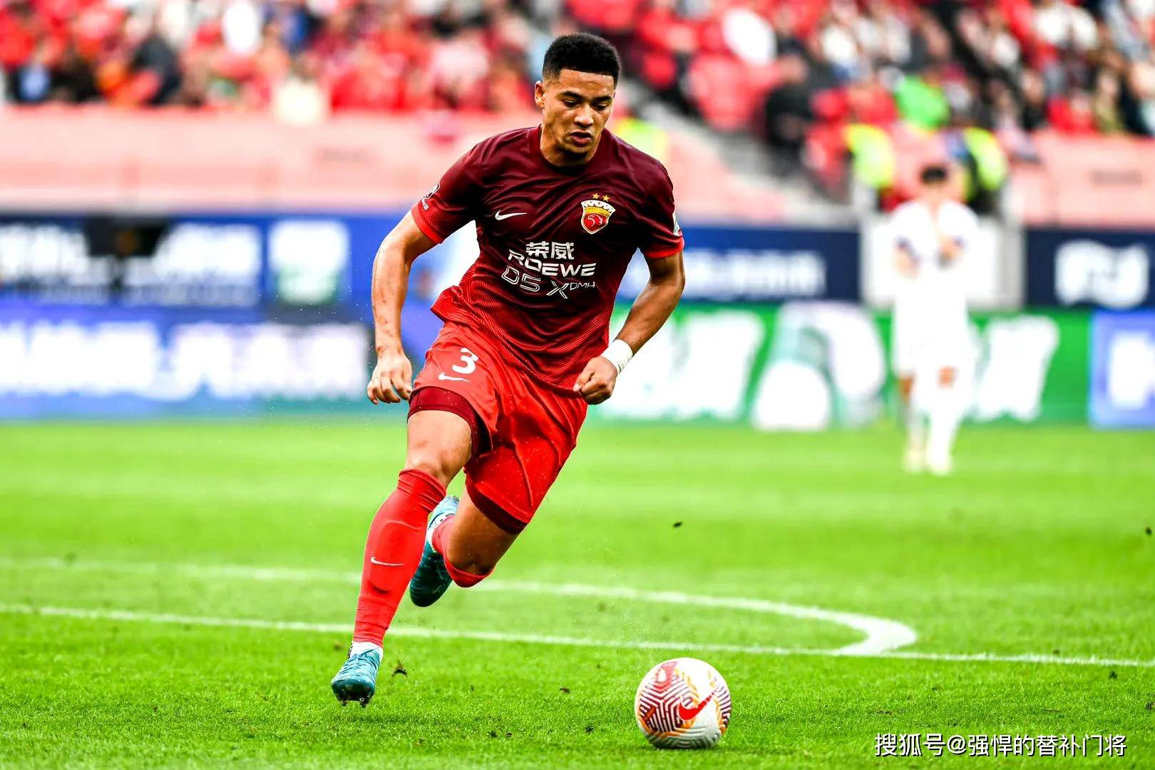 九游娱乐网页版-包含亚冠倒计时，新疆广汇今夜扳平良机，细节引发关注，底气十足，身体对抗强度拉满的词条