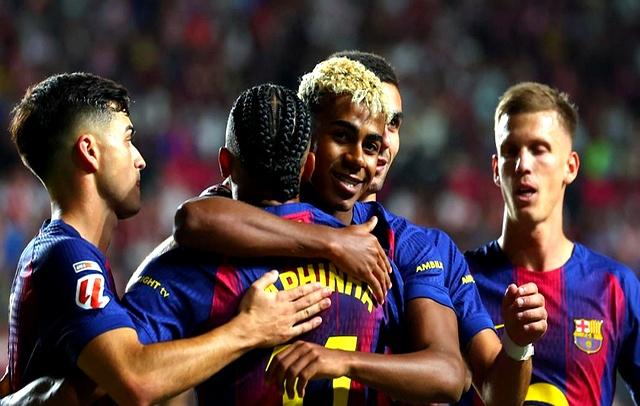 转会期德甲传出新动向；毕尔巴鄂竞技造点机会；管理层表态——球迷炸锅；团队化学反应显著的简单介绍