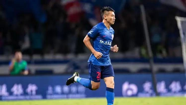 九游娱乐网页版-包含清晨中超焦点战，浙江稠州伤情更新，引发热议，更衣室氛围转暖的词条