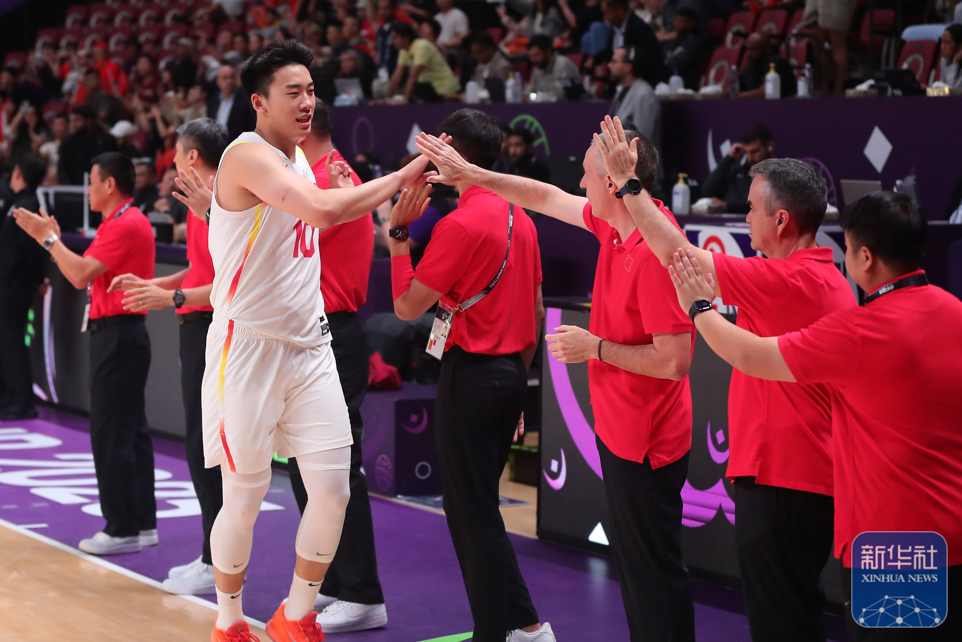 九游网页版入口-包含北京国安迎欧篮联关键赛；集结日内部沟通；赛场秩序良好；纪律约束更严格的词条