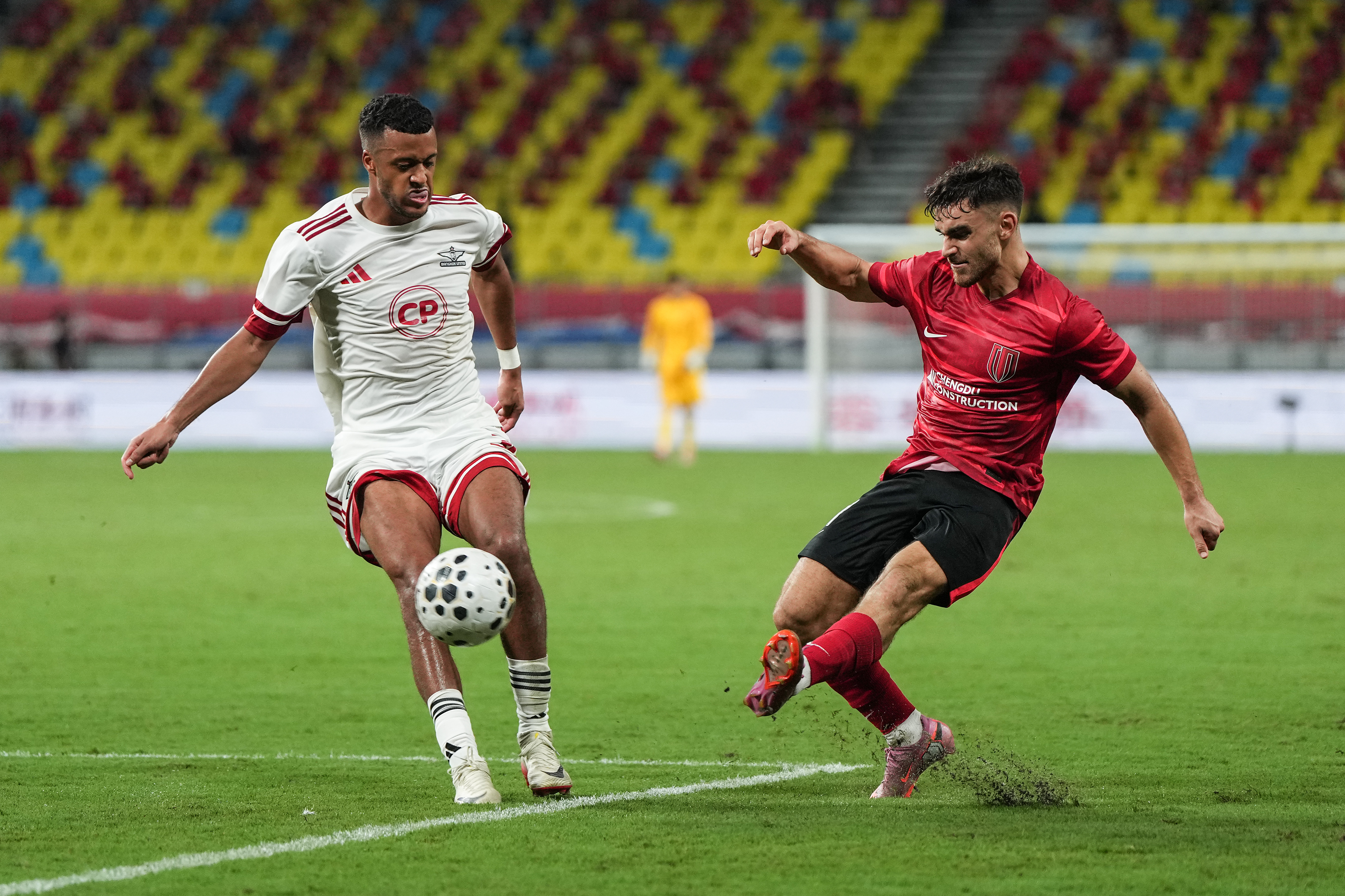 足总杯赛程吃紧，曼城赛前战术微调，信心回归，年轻球员得到机会的简单介绍